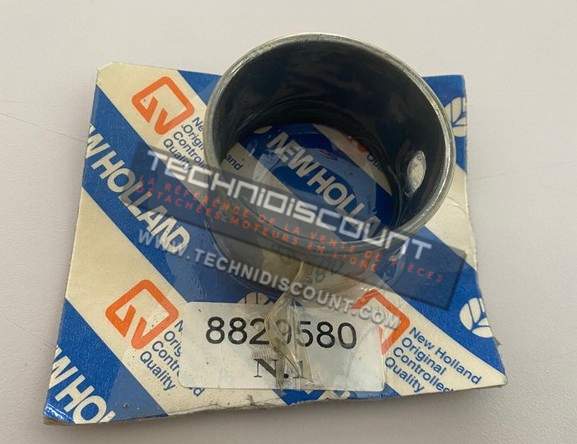 Bague Coussinet NEW HOLLAND 8829580